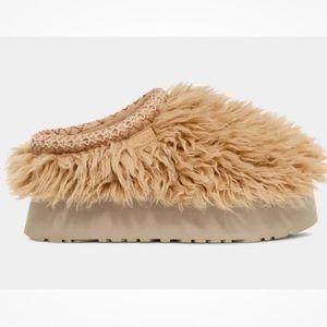 UGG - FLUFF MOMMA SUGAR OAT TASMAN 2" PLATFORM - SIZE 8